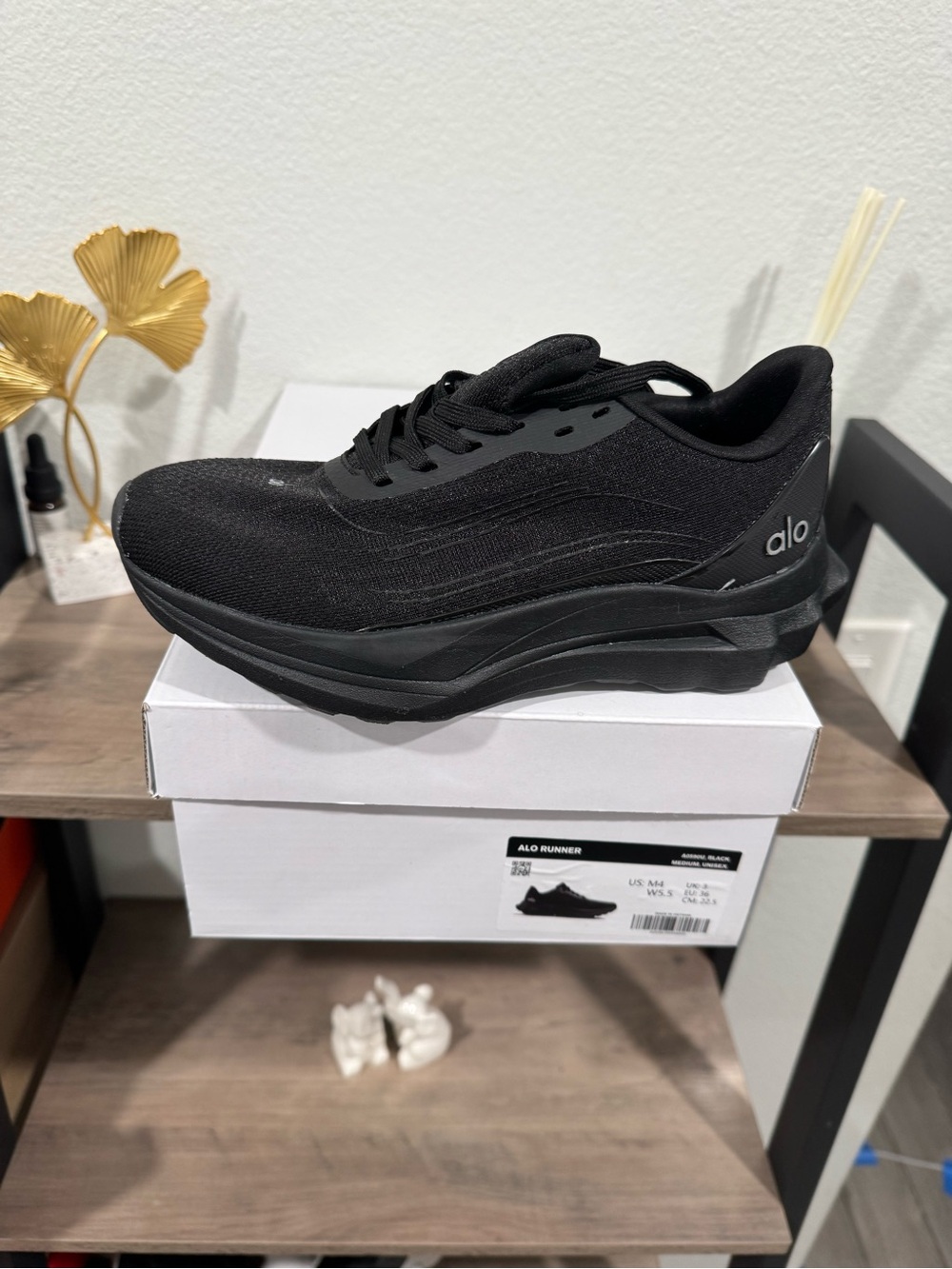 ALO Runner Platform Sneaker in Black